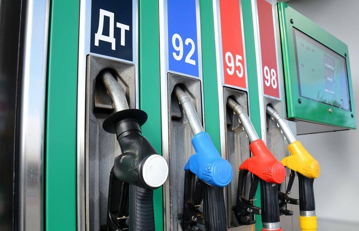 Автомобильное топливо в Беларуси с 15 июня дорожает на 1 копейку