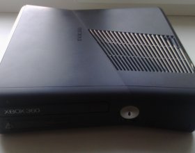 XBOX 360 S (X360S)